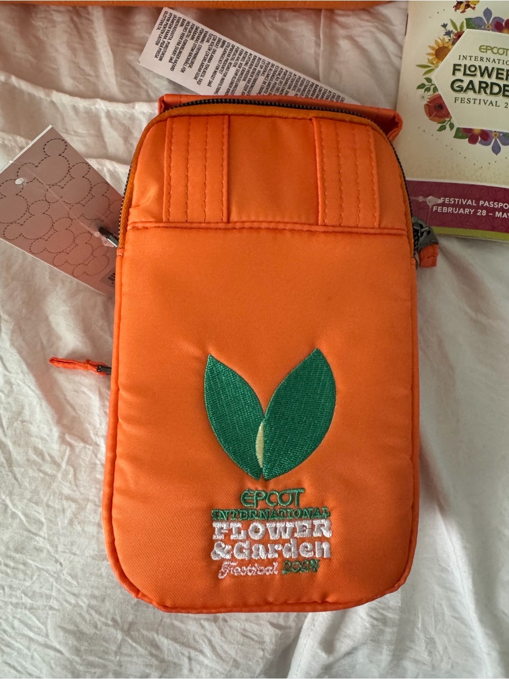 Disney Loungefly Orange Bird and Lug Crossbody - 2024 Flower & Garden Festival - Picture 7 of 15